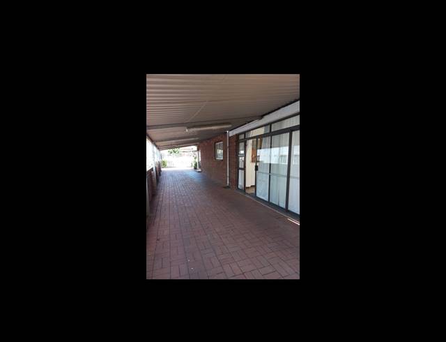 5 BEDROOM HOUSE FOR SALE IN NORTHDALE